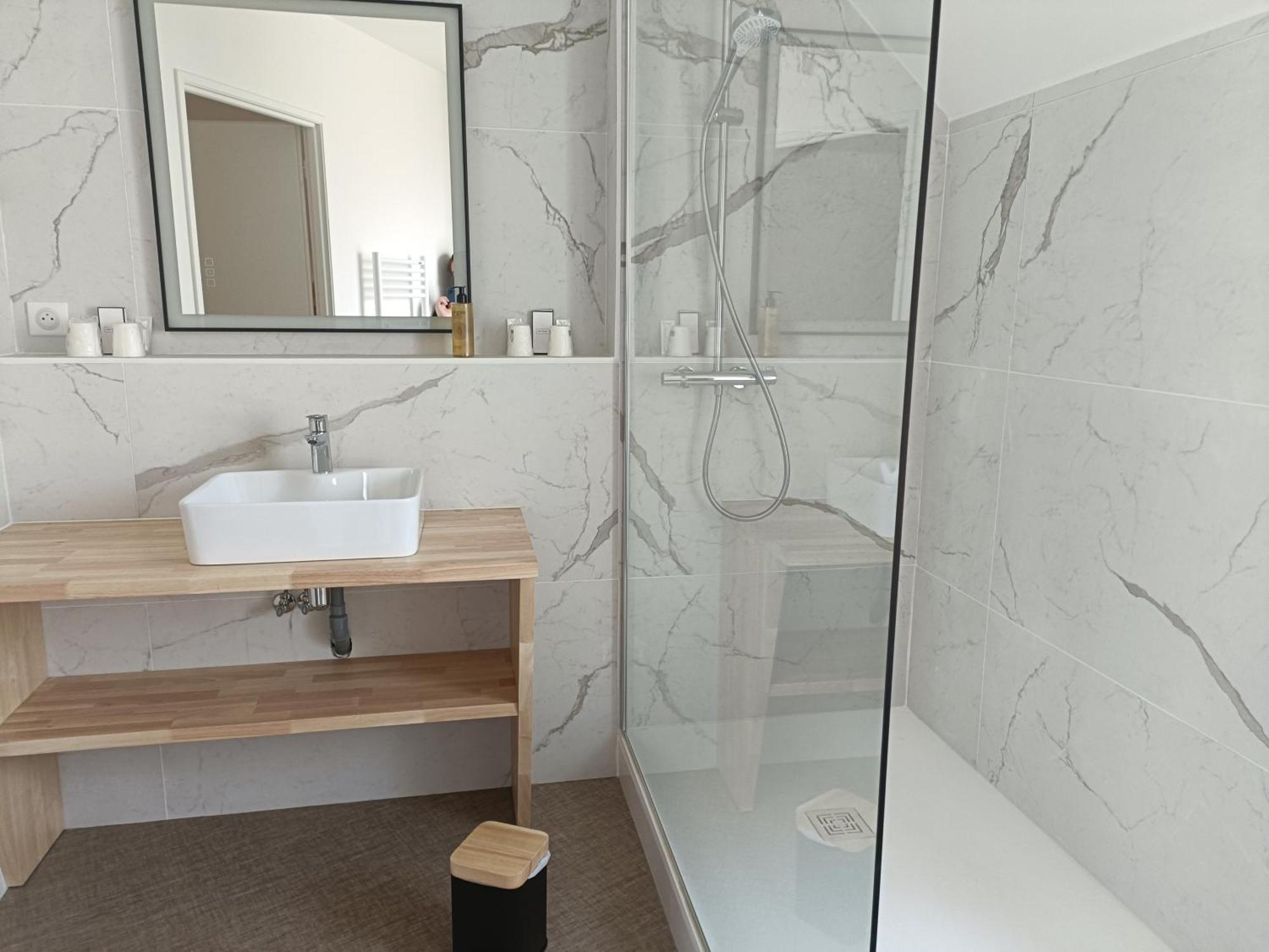 Logis- Hotel De La Baie De Wissant & Appartements Εξωτερικό φωτογραφία