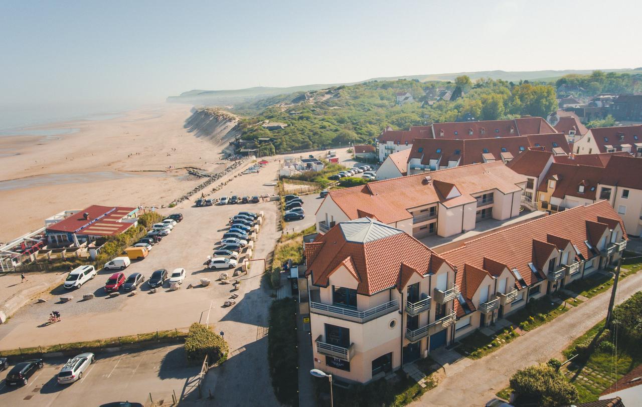 Logis- Hotel De La Baie De Wissant & Appartements Εξωτερικό φωτογραφία